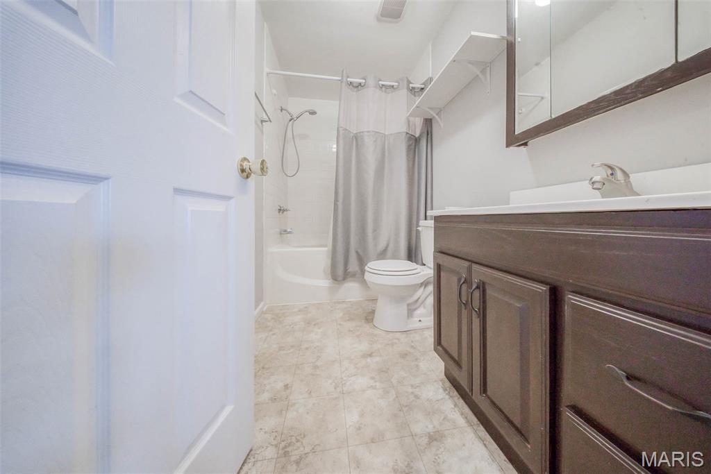 1805 Briarwood Drive