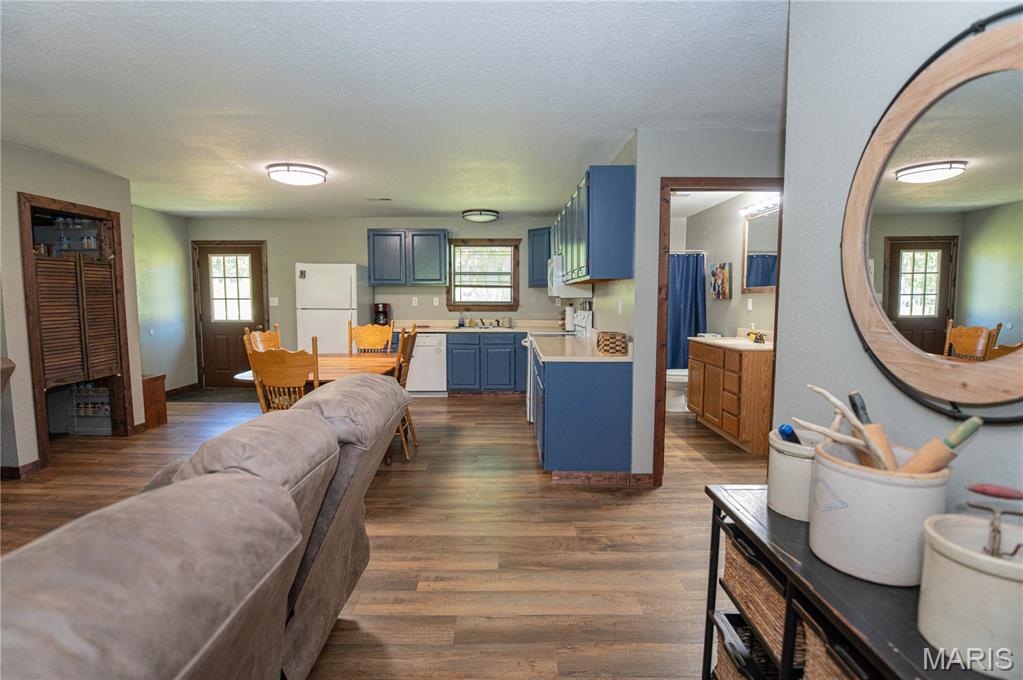 13699 County Road 7210