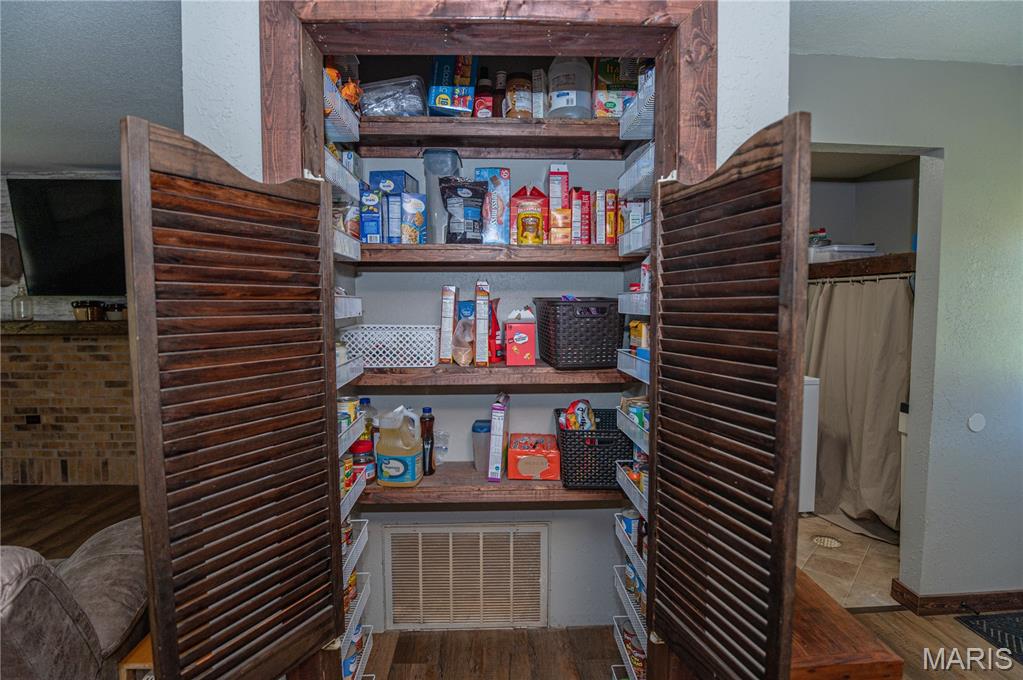 13699 County Road 7210