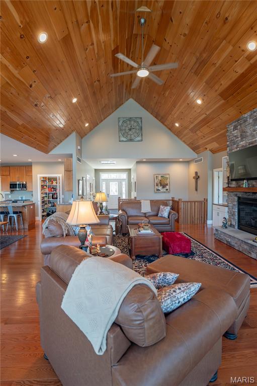 15332 Private Drive 1122