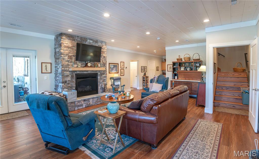 15332 Private Drive 1122