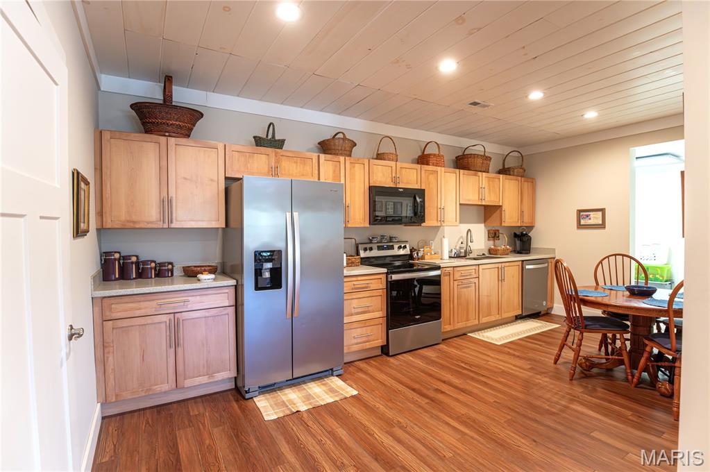 15332 Private Drive 1122