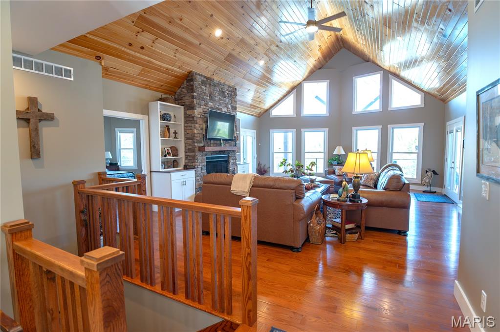 15332 Private Drive 1122