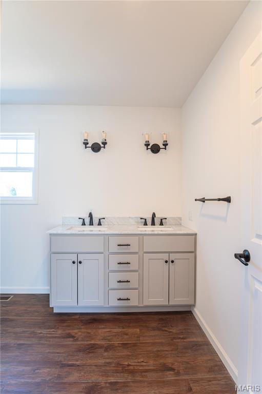 619 Scottsvale Drive