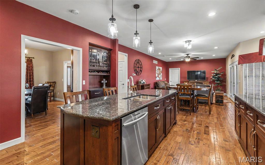 447 County Road 4185