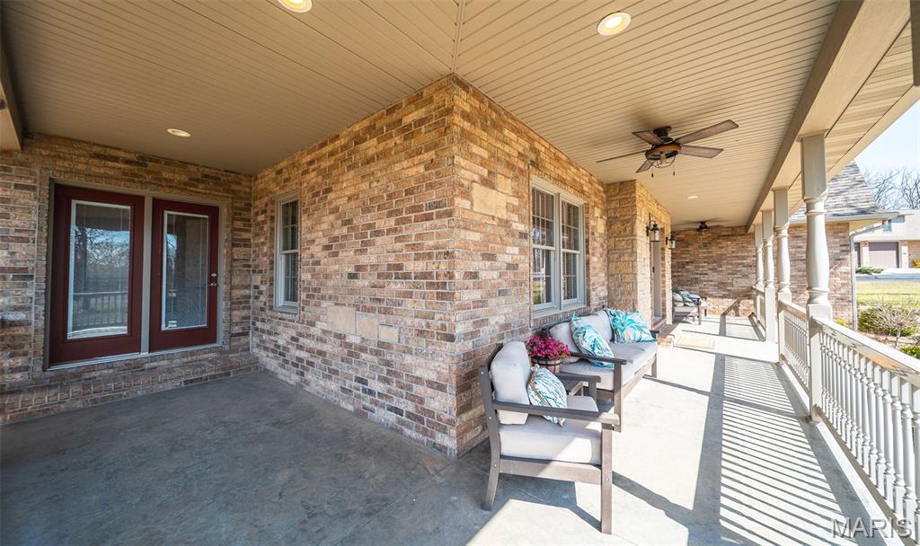 447 County Road 4185