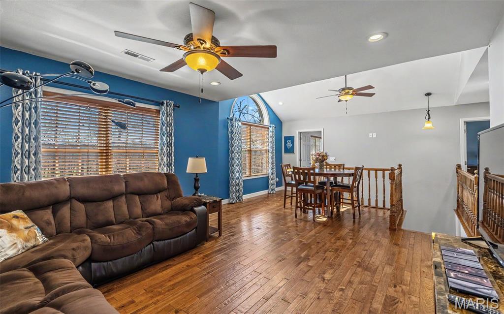 447 County Road 4185