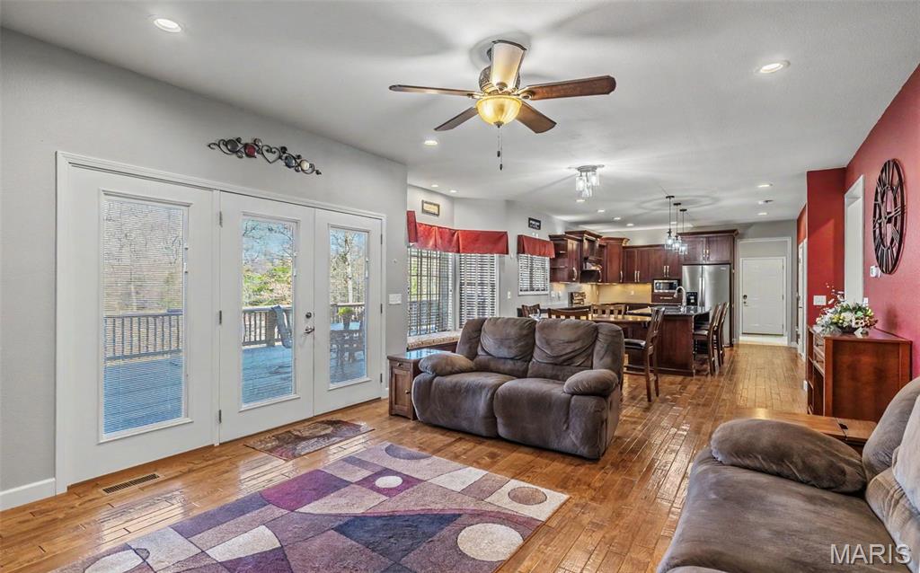 447 County Road 4185