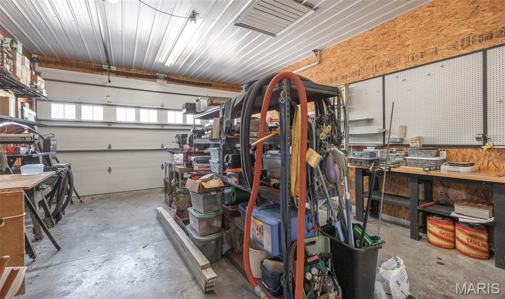 447 County Road 4185