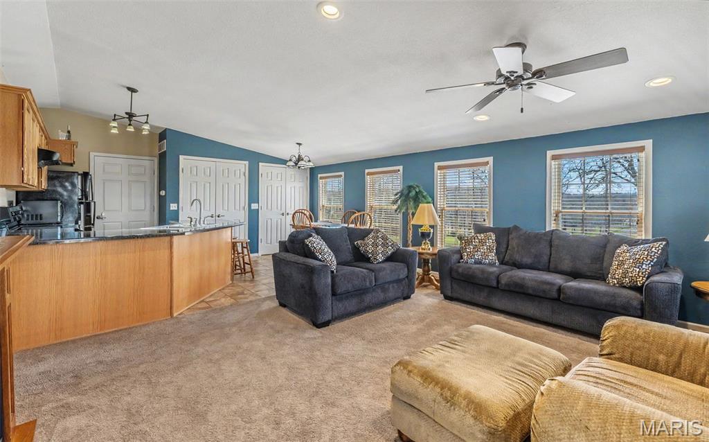 447 County Road 4185