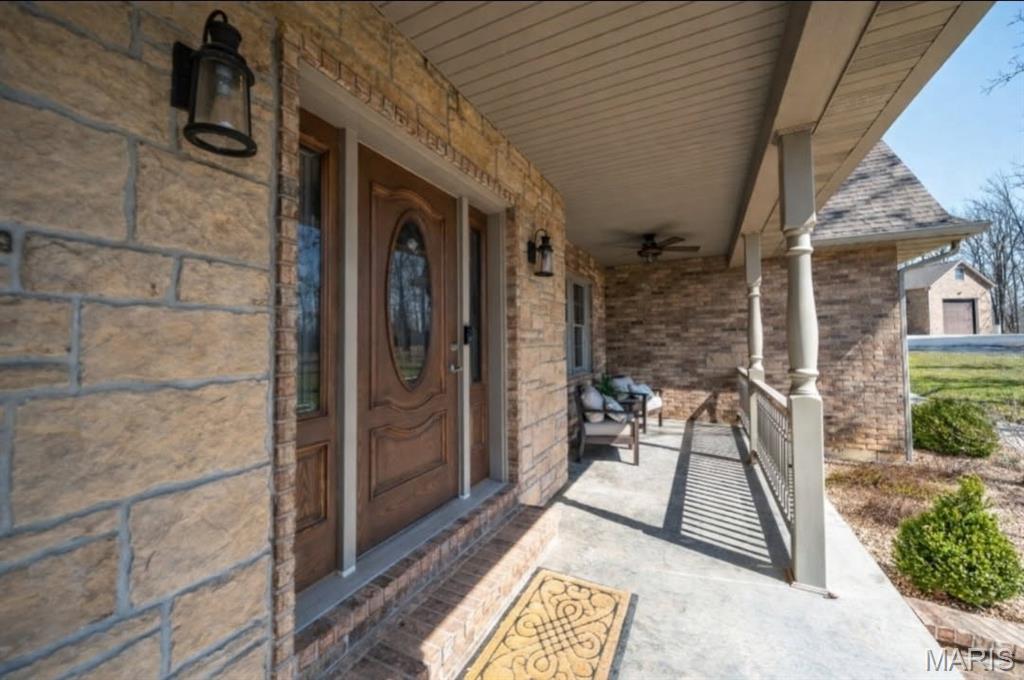 447 County Road 4185