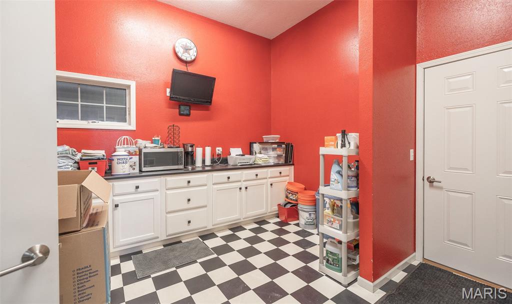 447 County Road 4185