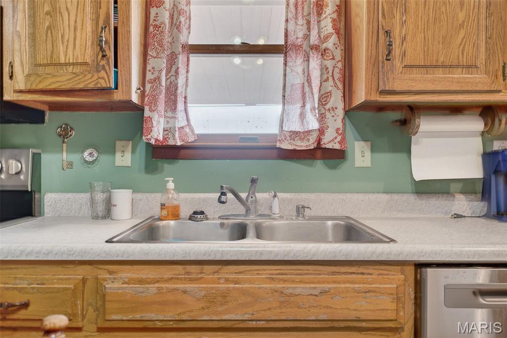 206 Meadowmere Court