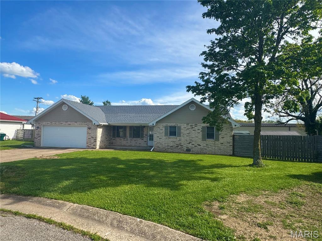206 Meadowmere Court