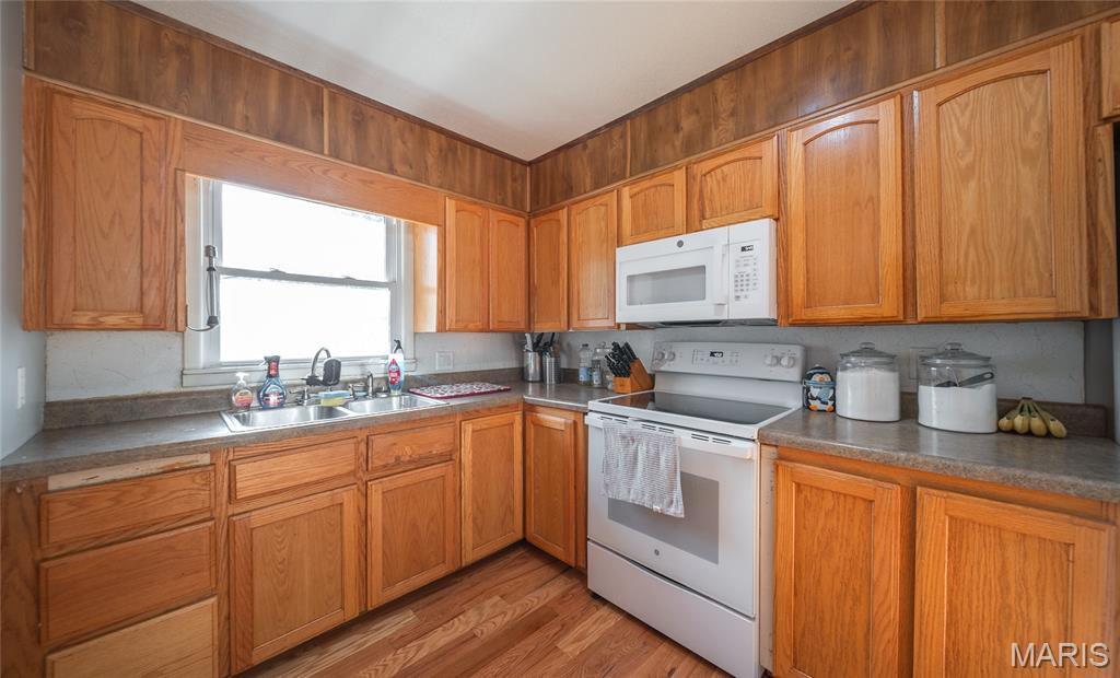 327 Walker Street