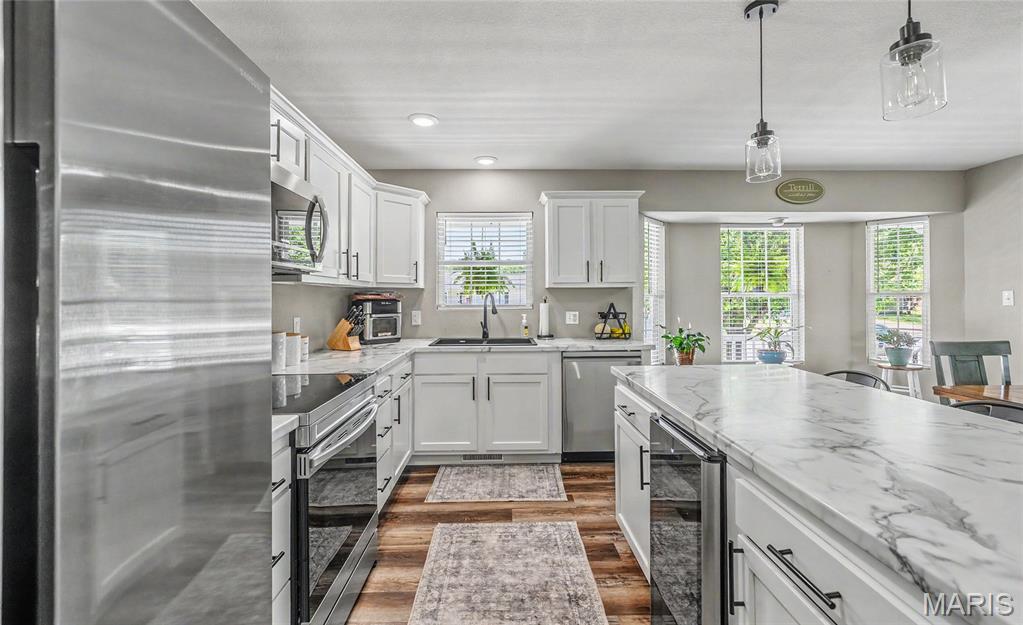 1130 Benjamin Boulevard