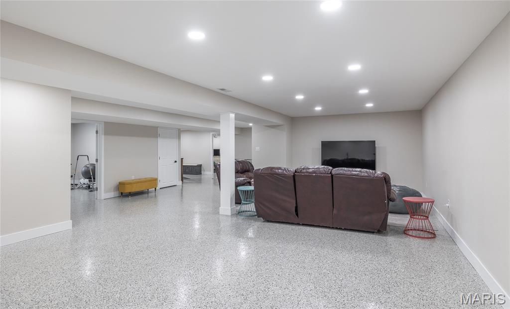 1130 Benjamin Boulevard