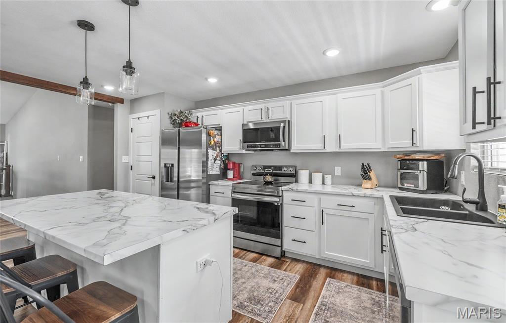 1130 Benjamin Boulevard