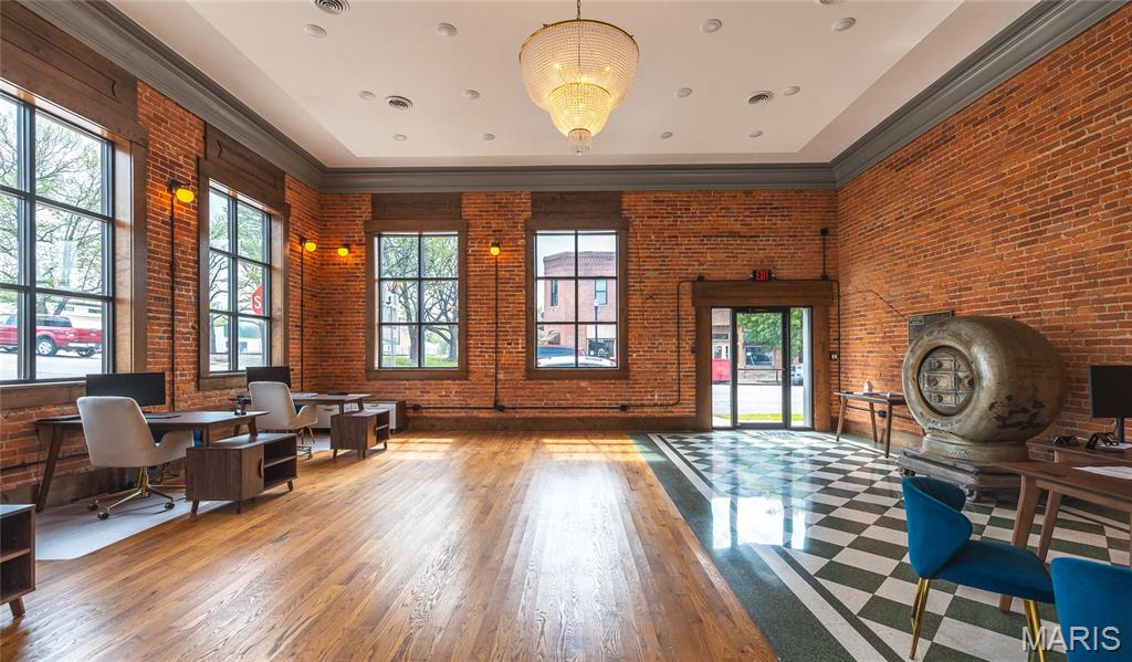 100 N Jefferson Street