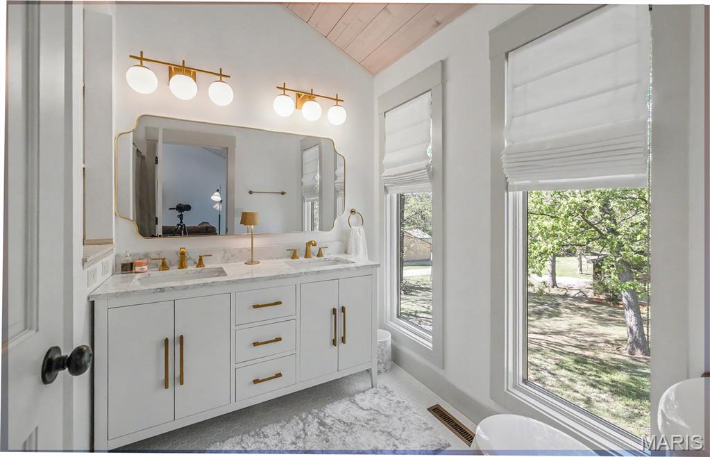 17015 County Road 1020