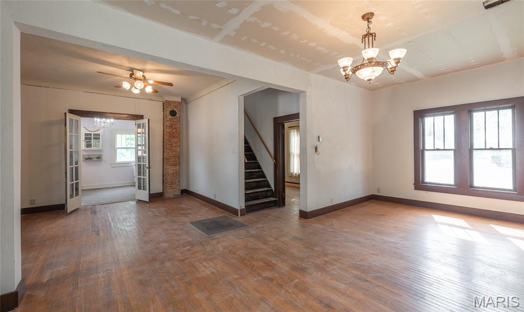 607 W Third Street
