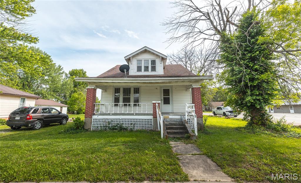 607 W Third Street