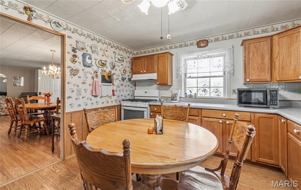 748 County Road 2160