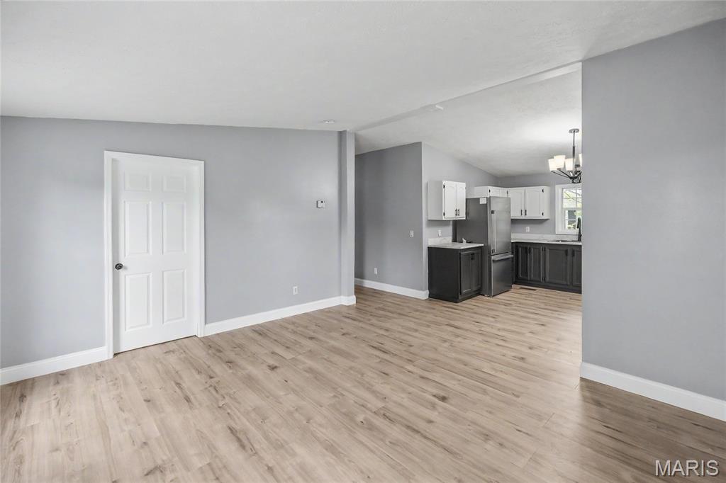 6 S Martin Street
