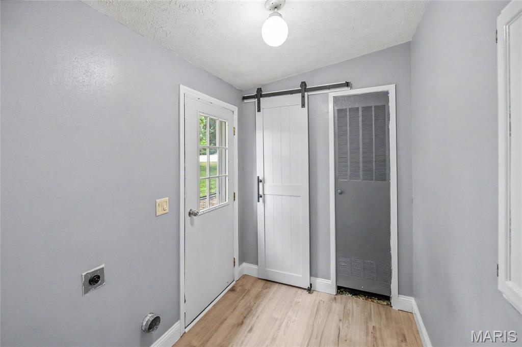 6 S Martin Street