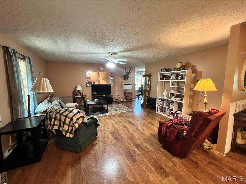 13911 Challenger Drive