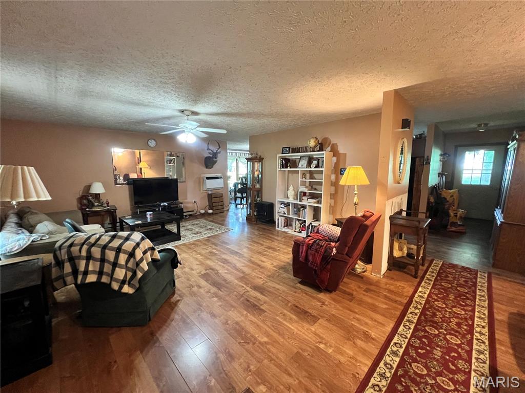 13911 Challenger Drive
