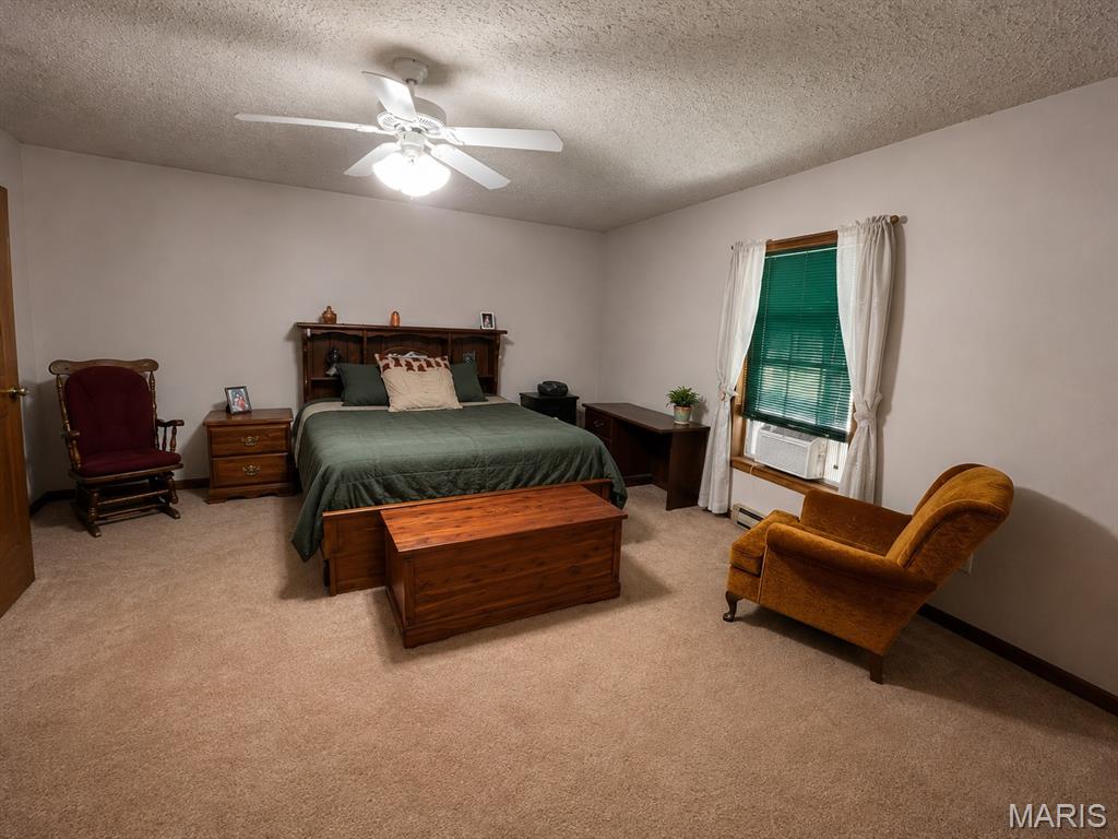 13911 Challenger Drive