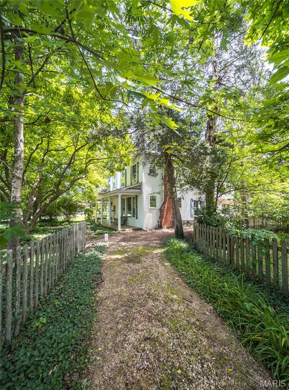 618 Salem Avenue