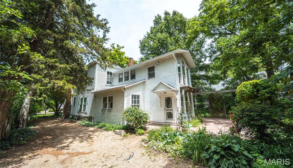 618 Salem Avenue