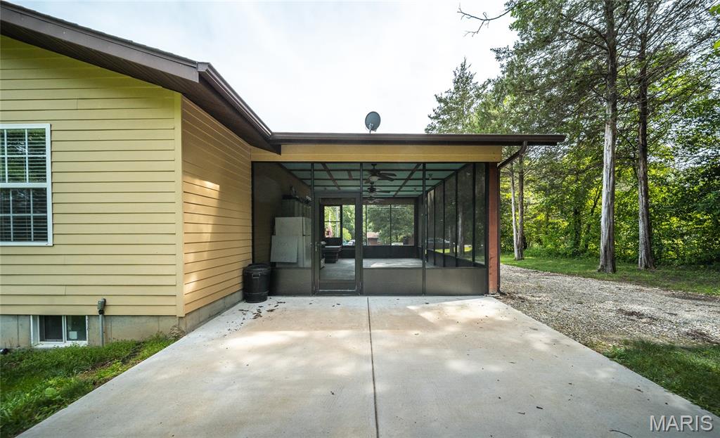 1643 Sequoya Ih Road