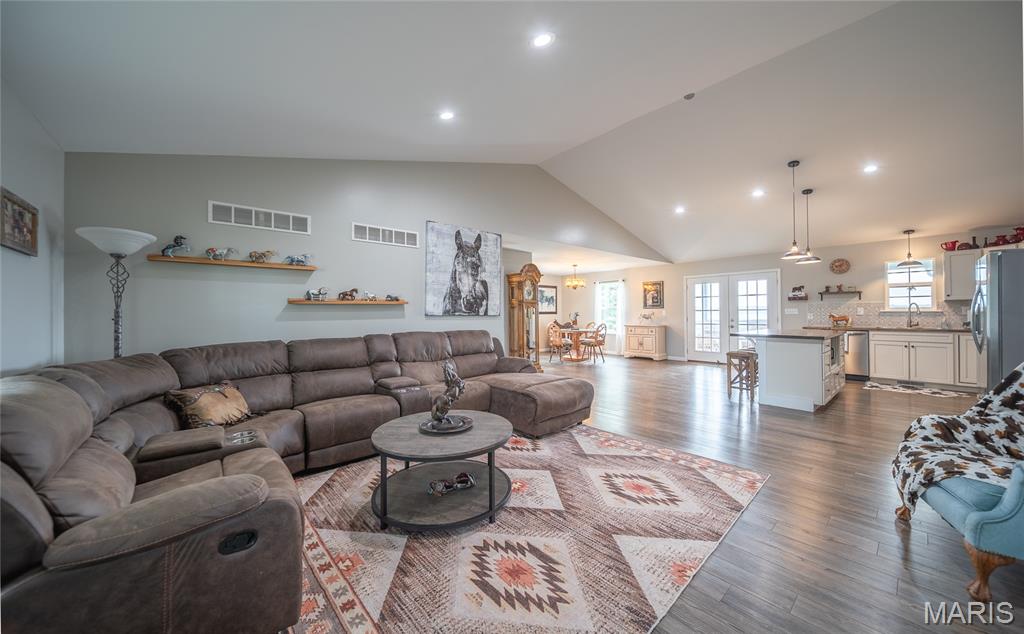 73 N Scott Road