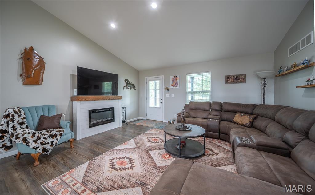 73 N Scott Road