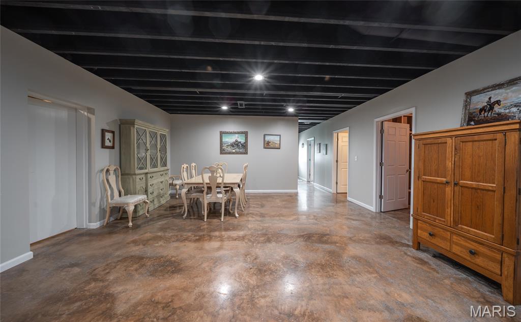 73 N Scott Road