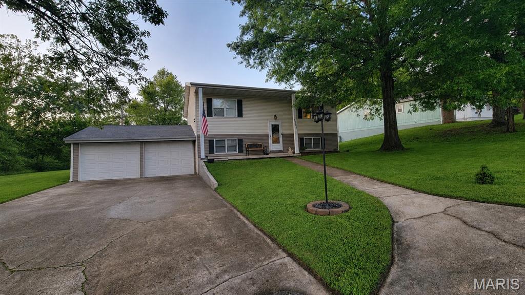 1303 Woodlawn Drive