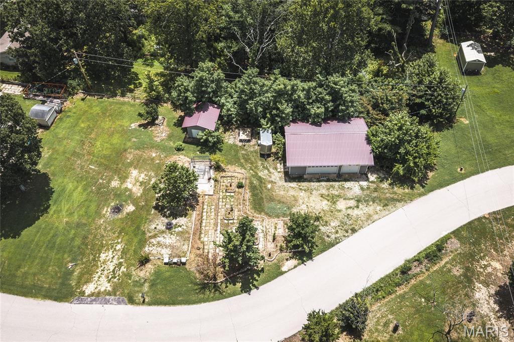 1726 Sanders Road