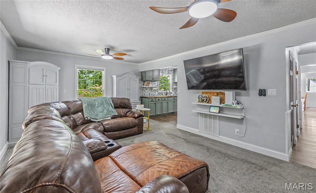 1723 Sanders Road