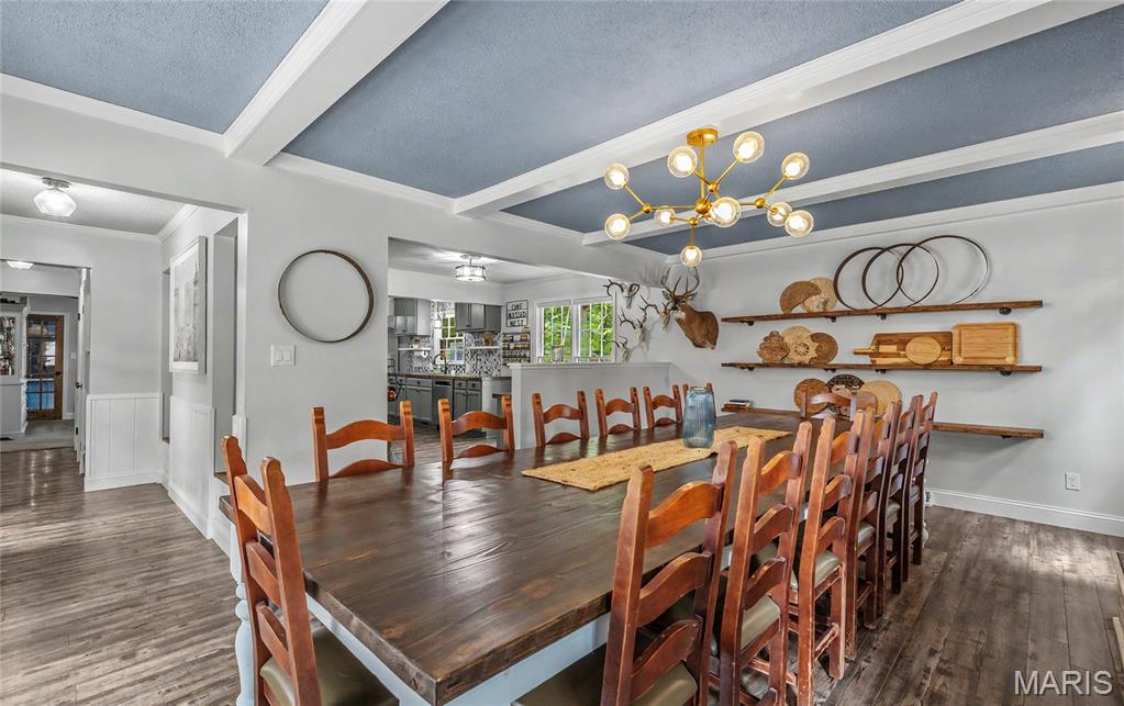 1723 Sanders Road