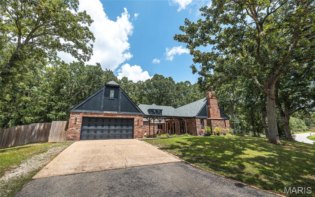 1723 Sanders Road
