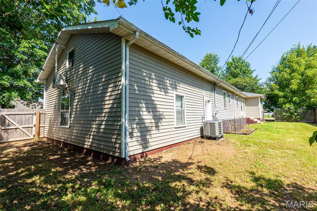 102 Poe Drive