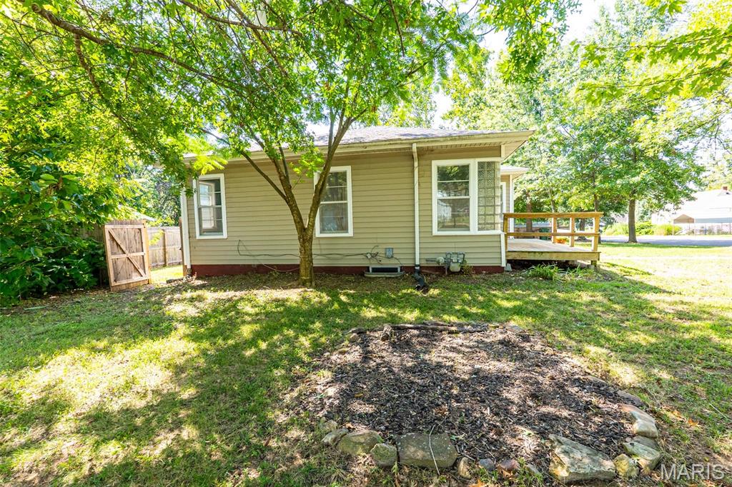 102 Poe Drive