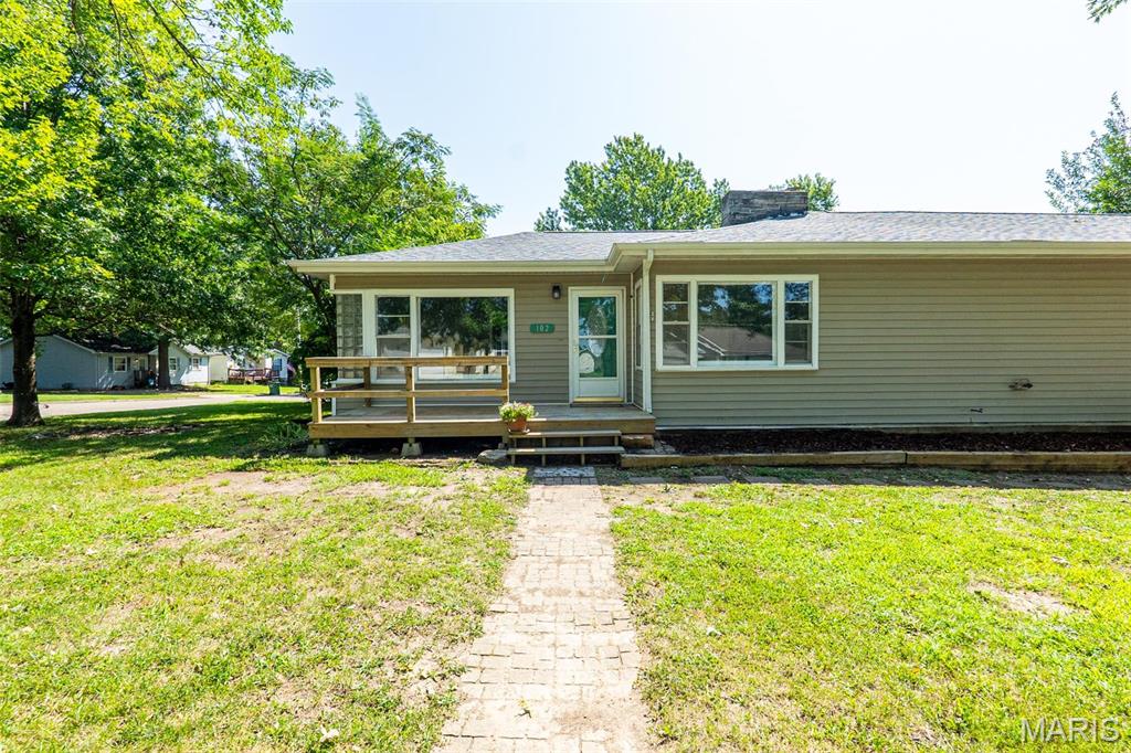 102 Poe Drive