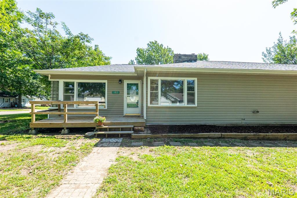 102 Poe Drive