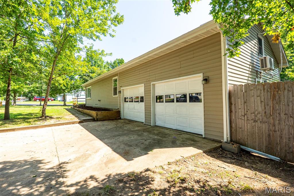 102 Poe Drive