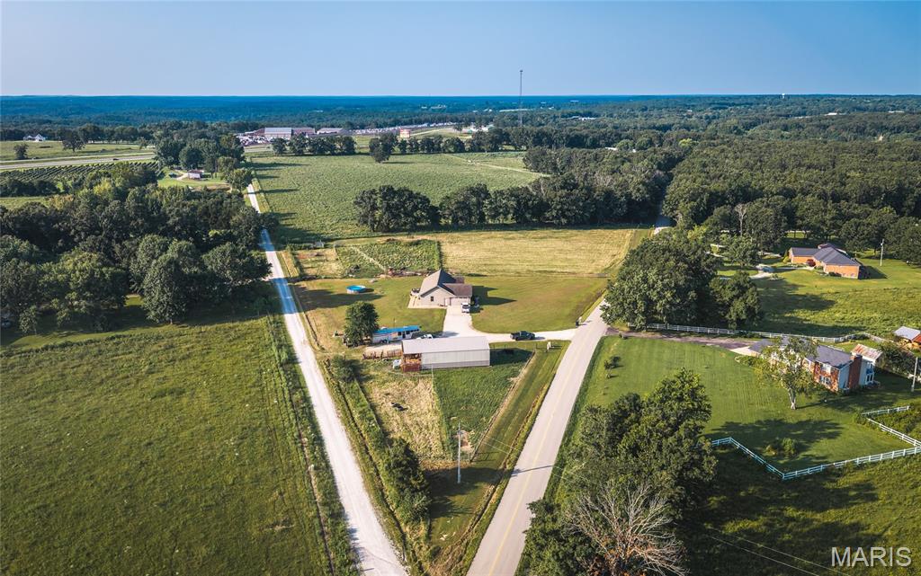 18960 County Road 1000