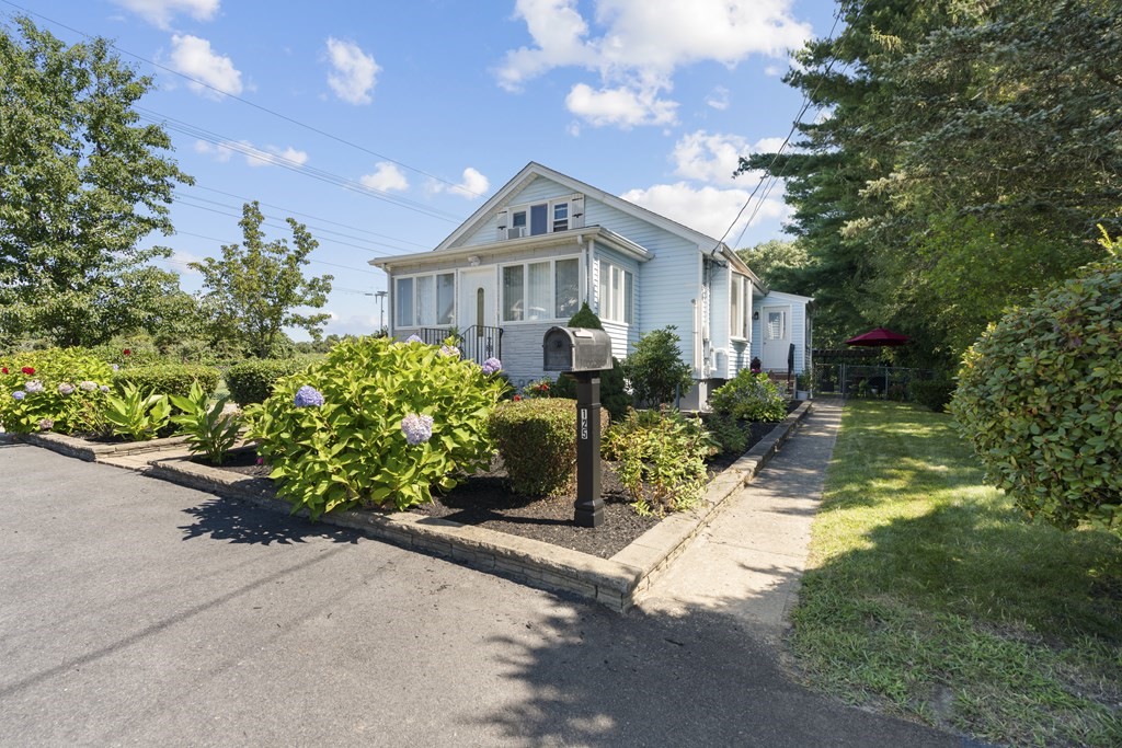 125 Charles Ave